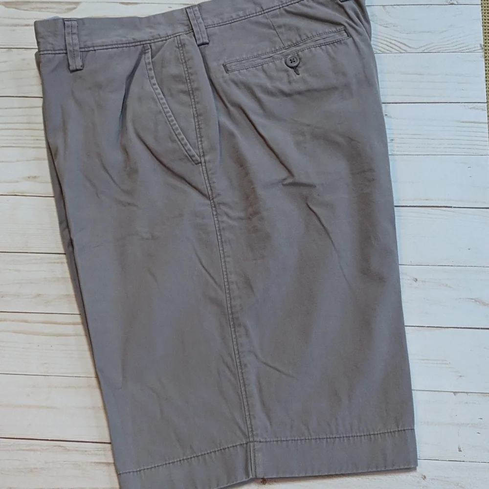 J.crew shorts. Sz 33
